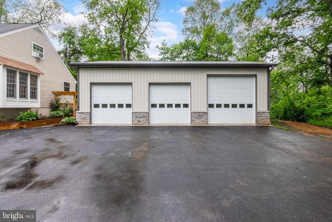 320 E Doe Run Rd, House other with 3 bedrooms, 4 bathrooms and null parking in KENNETT SQUARE PA | Image 16