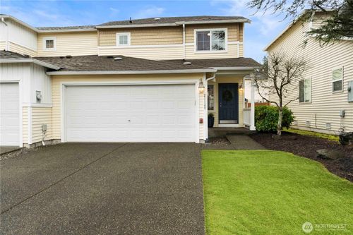 28128 239th Pl Se, Maple Valley, WA, 98038-5123 | Card Image
