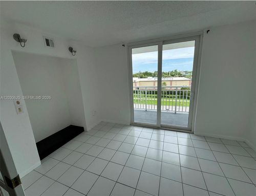 409-1251 Ne 108th St, Miami, FL, 33161-7341 | Card Image