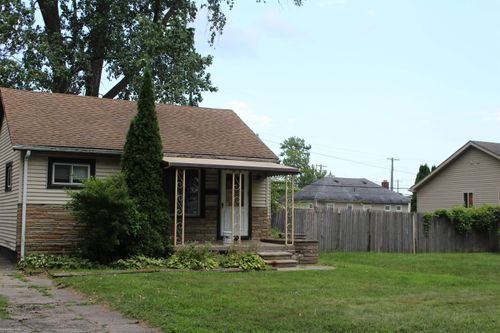 23068 Bolam Avenue, Warren, MI, 48089 | Card Image
