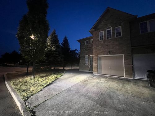 92-4055 Forest Run Ave, Burlington, ON, L7M5B8 | Card Image