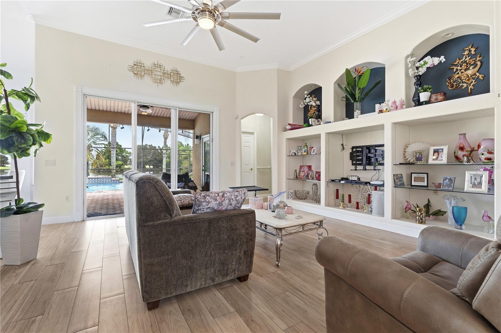 Residential in KISSIMMEE 5