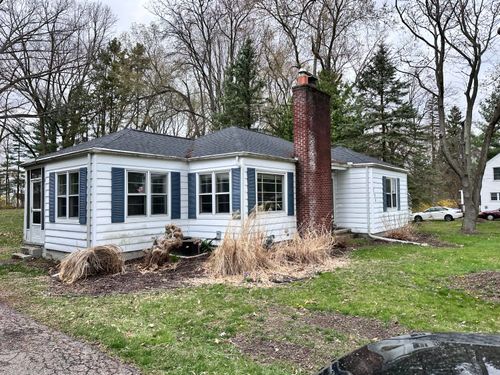 296 W Hamilton Ln, Battle Creek, MI, 49015-4034 | Card Image