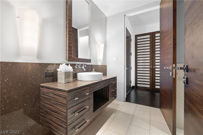 3403 - 3750 Las Vegas Blvd S, Condo with 1 bedrooms, 2 bathrooms and null parking in Las Vegas NV | Image 9