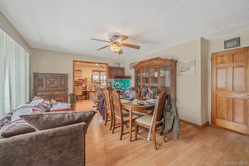 24 New Hwy, Commack, NY, 11725-4506 | Card Image