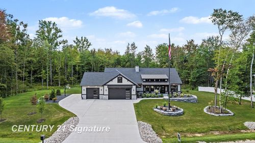 3568 E Douglas Dr, Midland, MI, 48642-8299 | Card Image