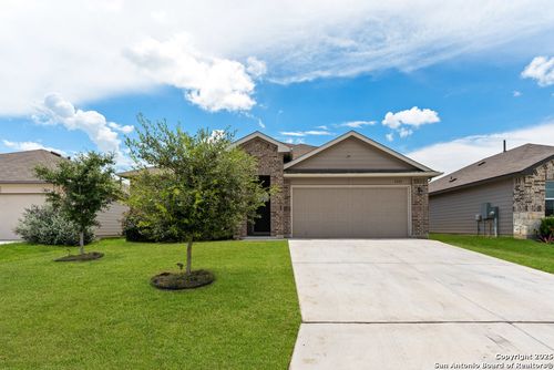 1428 Redwood Crk, Seguin, TX, 78155-3179 | Card Image