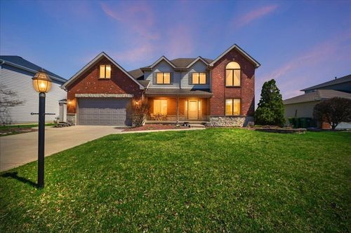 9741 Whitehall Gdn, Munster, IN, 46321-9129 | Card Image