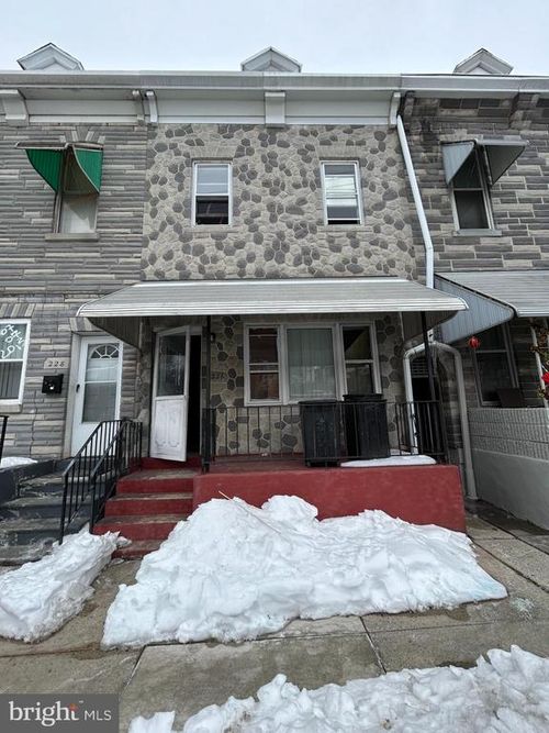226 S 12th St, READING, PA, 19602-2046 | Card Image