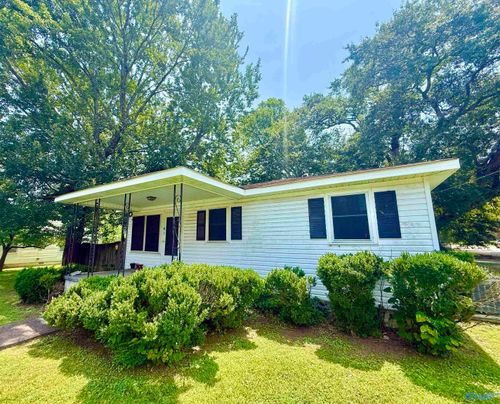 1401 North St Se, Decatur, AL, 35601-5121 | Card Image