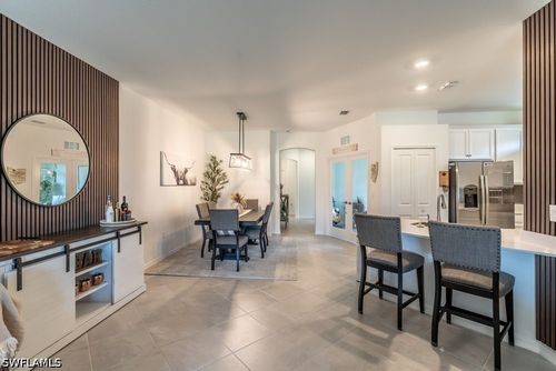 2645 Vine Ave, Naples, FL, 34120-5664 | Card Image