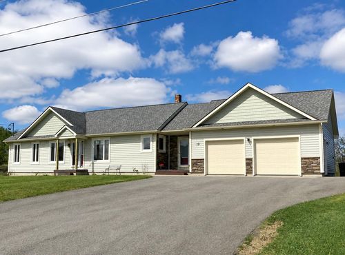19 Harrison Ave, Fort Fairfield, ME, 04742-1250 | Card Image