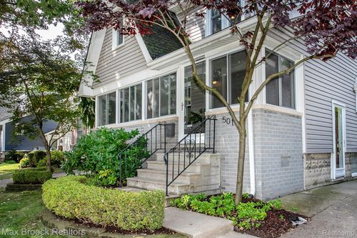 501 N Wilson Ave, Royal Oak, MI, 48067-5111 | Card Image