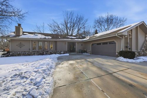 3265 San Juan Trail, Brookfield, WI, 53005 | Card Image