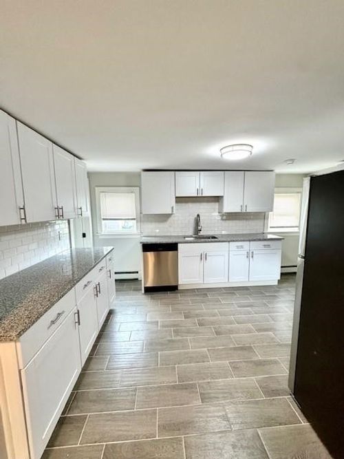 2-71 E George St, Providence, RI, 02906-3804 | Card Image