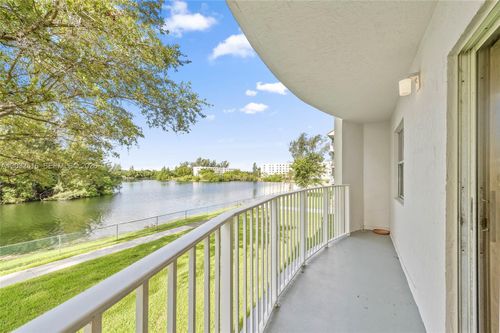 106-8240 Sw 210th St, Cutler Bay, FL, 33189-3487 | Card Image