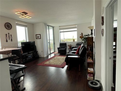 apt-501-140 S Dixie Hwy, Hollywood, FL, 33020-7318 | Card Image