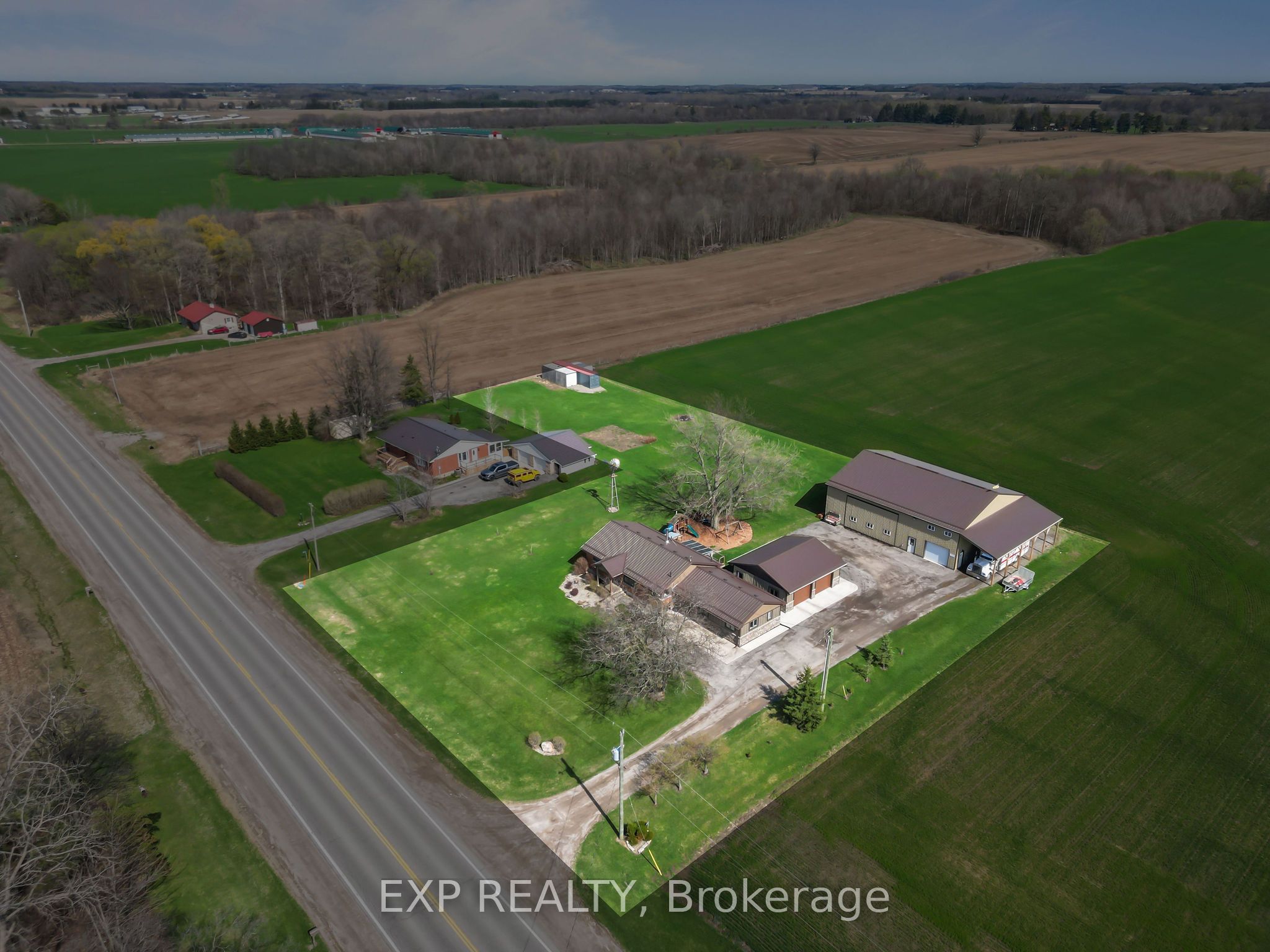 Residential in Strathroy-Caradoc