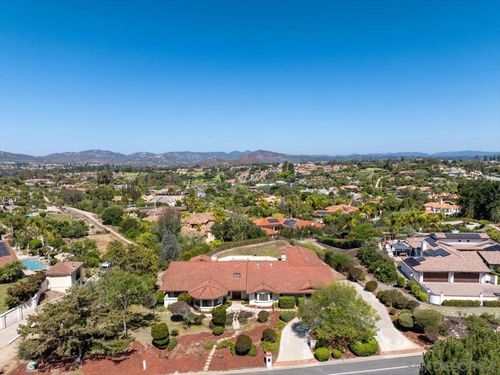 17648 Valle Verde Rd, Poway, CA, 92064-1240 | Card Image