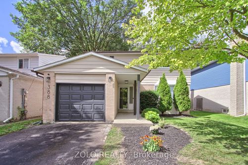 388 Terry Dr, Newmarket, ON, L3Y5E7 | Card Image