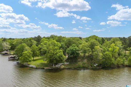 109-00 Boathouse Cir, SYLACAUGA, AL, 35151 | Card Image