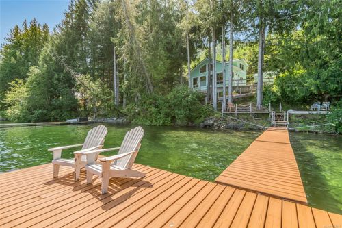 2270 S Lake Rd, Qualicum Beach, BC, V9K2L7 | Card Image
