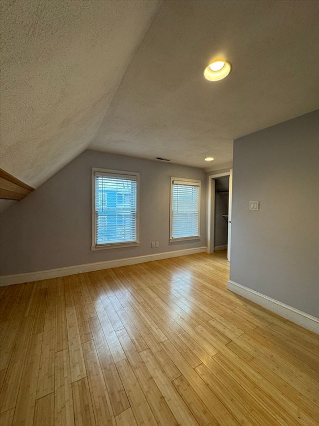 APT-2 - 39 Oakwood St, Condo with 4 bedrooms, 2 bathrooms and null parking in Boston MA | Image 16