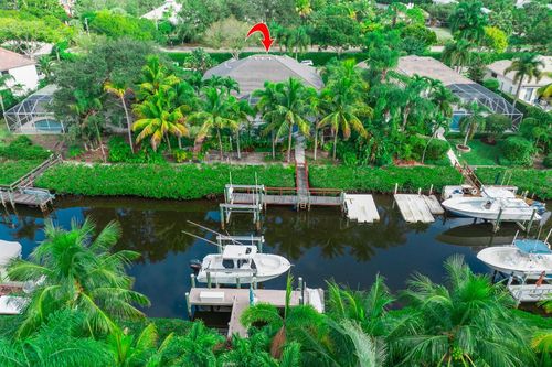 19850 Loxahatchee Pointe Dr, Jupiter, FL, 33458-1814 | Card Image