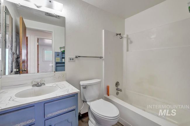 253 E Baseline Rd, House other with 3 bedrooms, 2 bathrooms and null parking in Rupert ID | Image 19