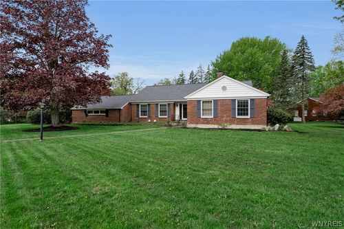 60 Knollwood Lane, Amherst, NY, 14221 | Card Image
