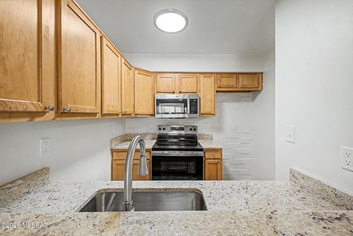 134-951 N Euclid Ave, Tucson, AZ, 85719-4864 | Card Image