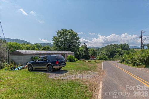 492, 518 and 524 Scruggs Circle, Canton, NC, 28716 | Card Image