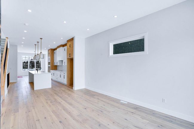 111 28 Ave Ne, House other with 4 bedrooms, 4 bathrooms and 2 parking in Calgary AB | Image 13