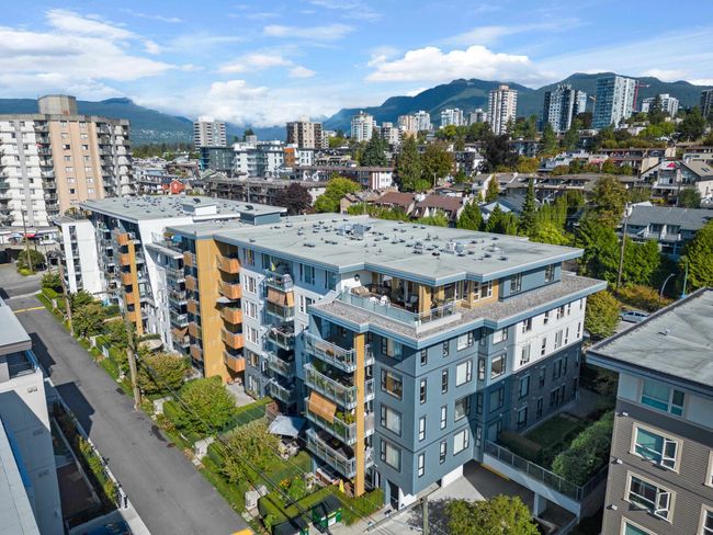 513 - 221 E 3rd Street, Condo with 2 bedrooms, 2 bathrooms and 2 parking in North Vancouver BC | Image 37