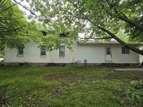 305 E Chester Street, PLAINFIELD, WI, 54966 | Card Image