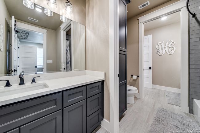 895 Private Road 1742, House other with 4 bedrooms, 5 bathrooms and null parking in Mico TX | Image 34