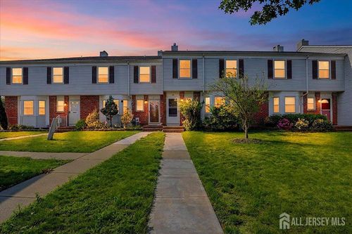 10 Begonia Ct, Sayreville, NJ, 08872-2128 | Card Image