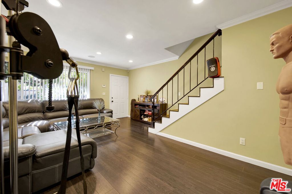 Residential in North Hollywood 3