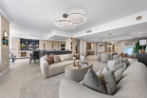 3009-3301 Ne 183rd, Aventura, FL, 33160 | Card Image
