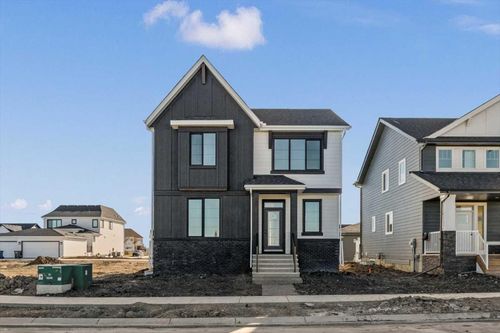 207 Perch Bend, Rural Rocky View County, AB, T3Z0J9 | Card Image