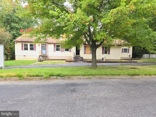 9 Marc Lane, WRIGHTSTOWN, NJ, 08562 | Card Image