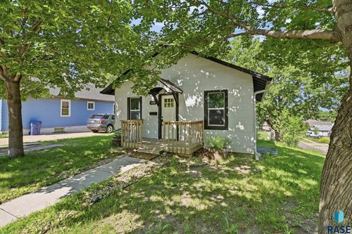 1119 N Duluth Ave Avenue, Sioux Falls, SD, 57104 | Card Image