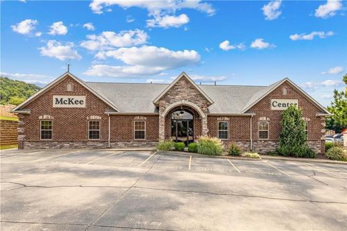 ste-123-2894 N Mckee Cir, Fayetteville, AR, 72703-3498 | Card Image