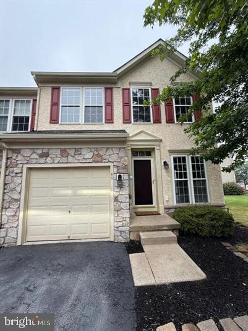 85 N Savanna Dr, POTTSTOWN, PA, 19465-6602 | Card Image