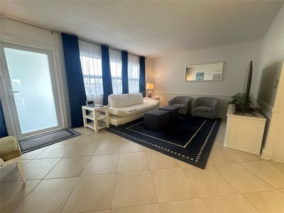 3007 - 3007 Newport G, Condo with 1 bedrooms, 1 bathrooms and null parking in Deerfield Beach FL | Image 3