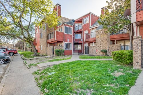 m-205-9825 Walnut St, Dallas, TX, 75243-8864 | Card Image