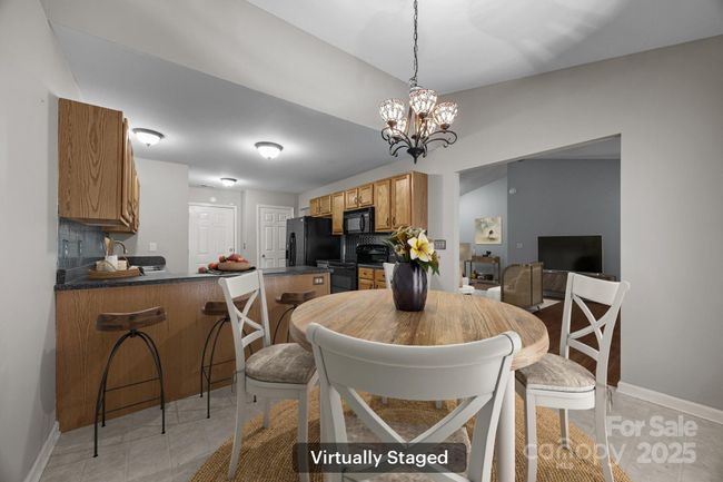 68 Wiltshire Cir, Condo with 2 bedrooms, 2 bathrooms and null parking in Fletcher NC | Image 10