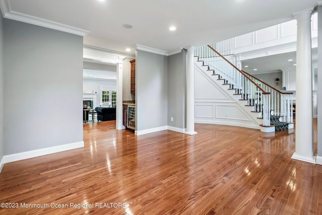 17 Raintree Ct, House other with 5 bedrooms, 5 bathrooms and null parking in Holmdel NJ | Image 9