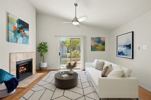 apt-216-3204 Menchaca Rd, Austin, TX, 78704-5926 | Card Image