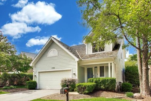 2198 Brookside Ln, Aurora, IL, 60502-1370 | Card Image